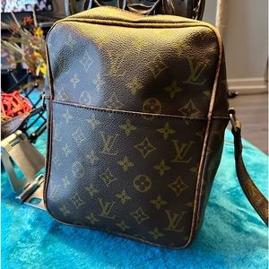 Louis Vuitton vintage crossbody